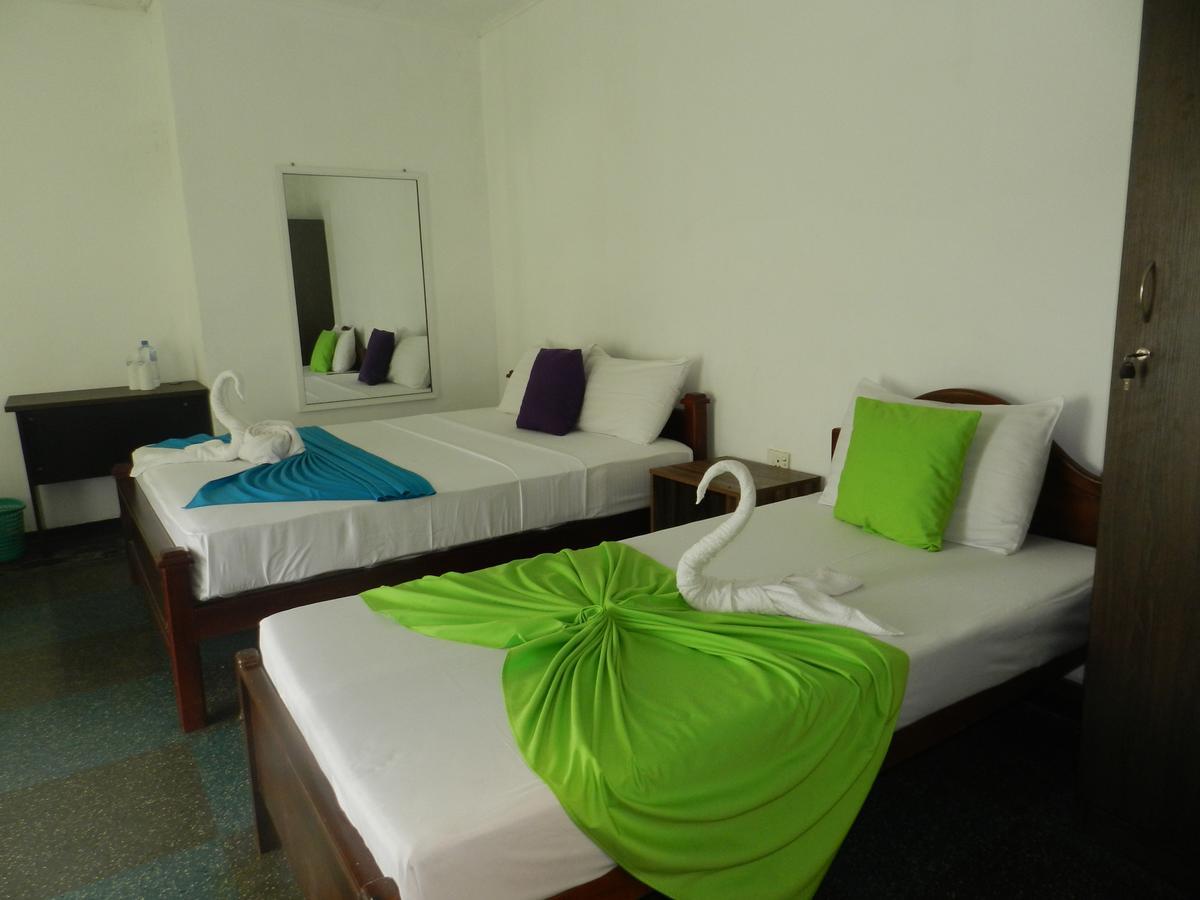 Eeescart Resort Nuwaraeliya นูวาราเอลิยา ภายนอก รูปภาพ
